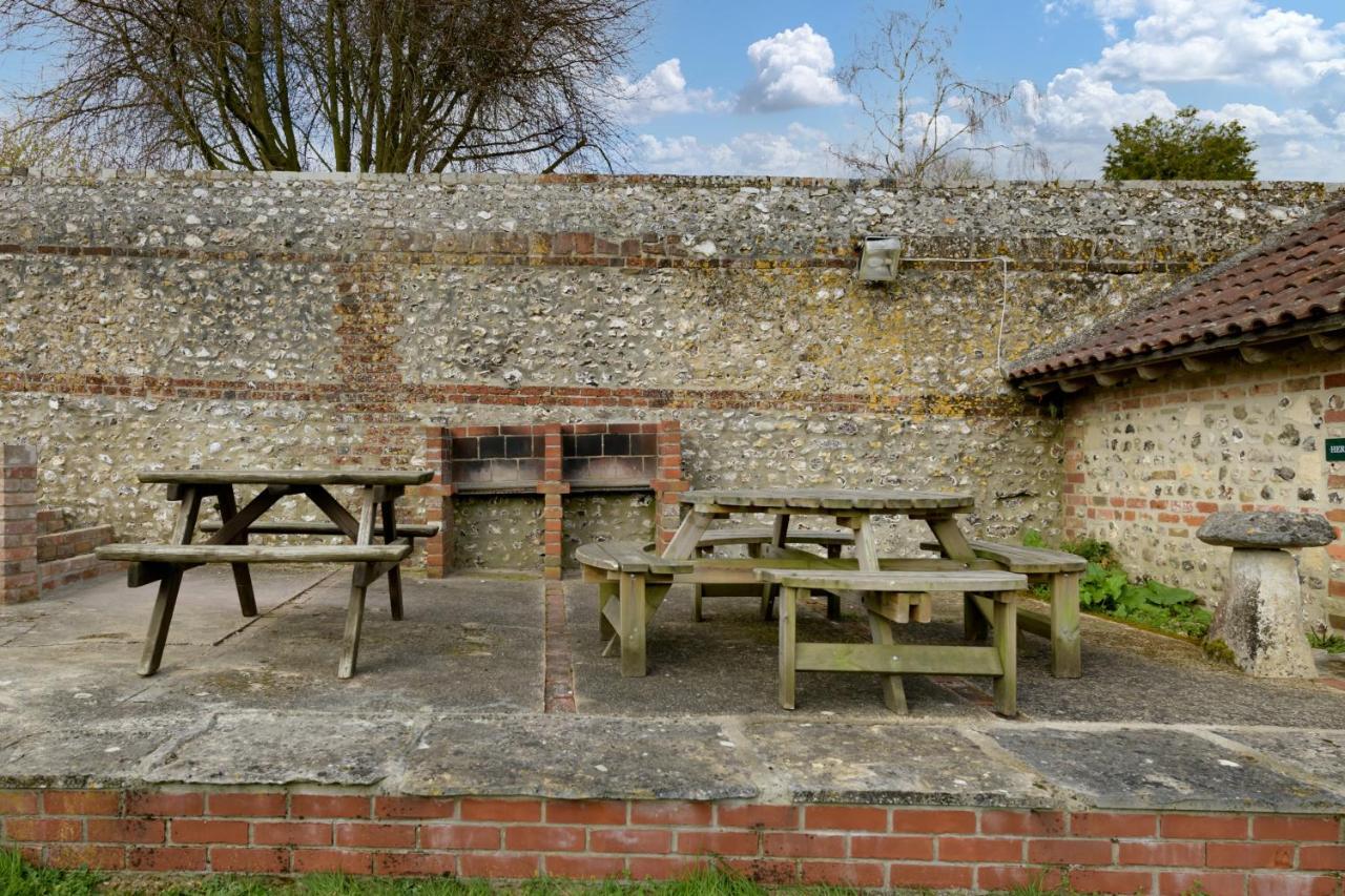 Luccombe Farm Holiday Cottages Milton Abbas Экстерьер фото